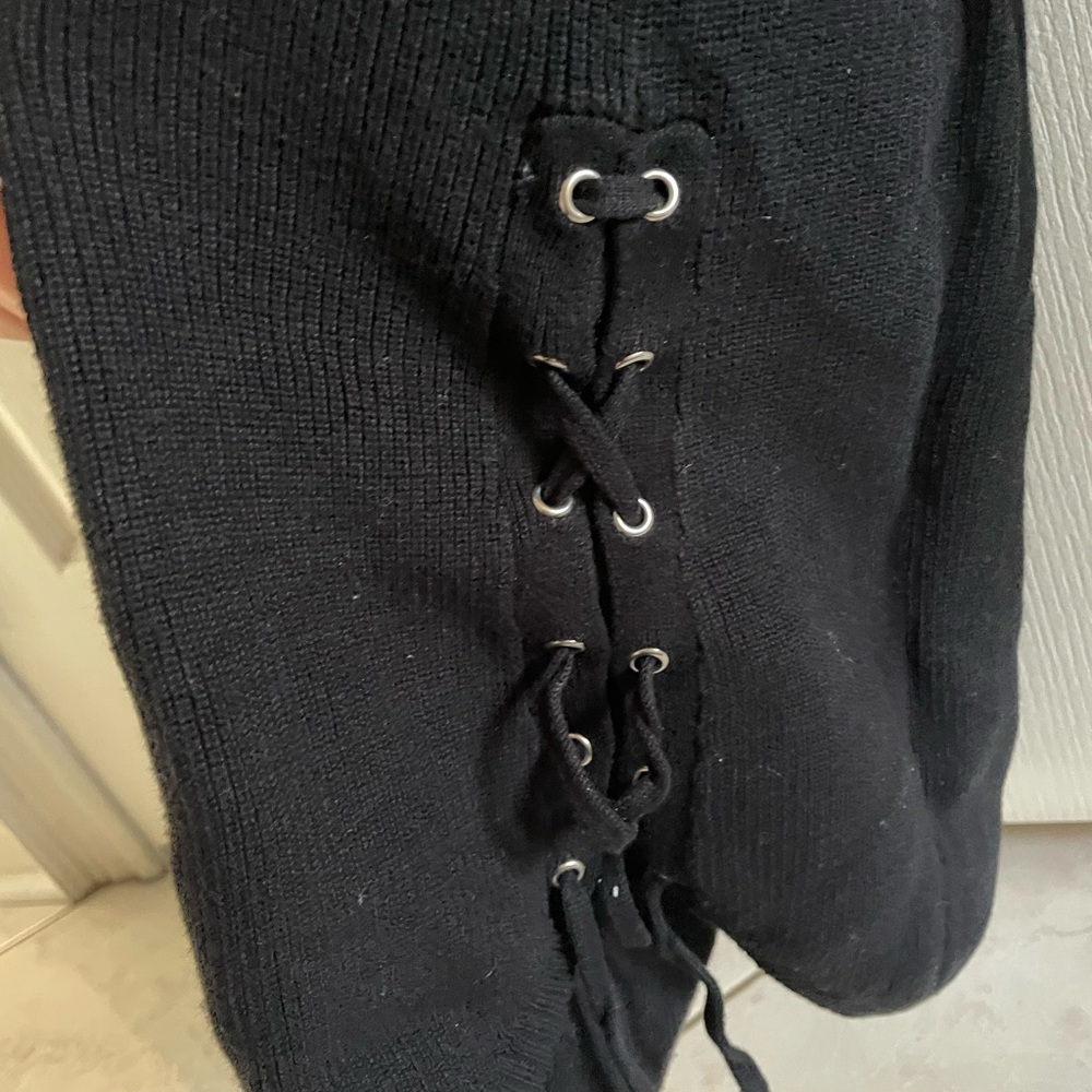 Ricki's Black Ribbed Sweater - Picture 5 of 6